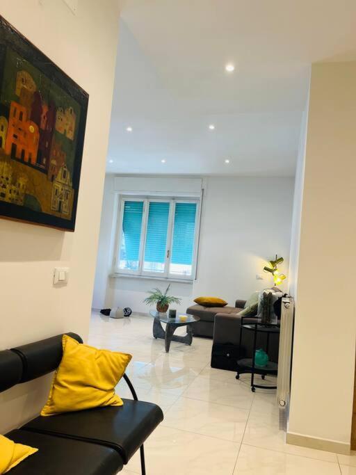 Orizzonte 5 Terre, Viale Italia 221 - Partenza Battelli 5 Terre Ла-Спеція Екстер'єр фото